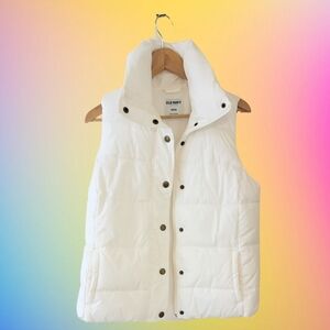 Old Navy White Puffer Vest